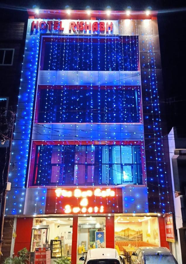 Hotel Rishabh And Banquet Hall Pithorāgarh Buitenkant foto